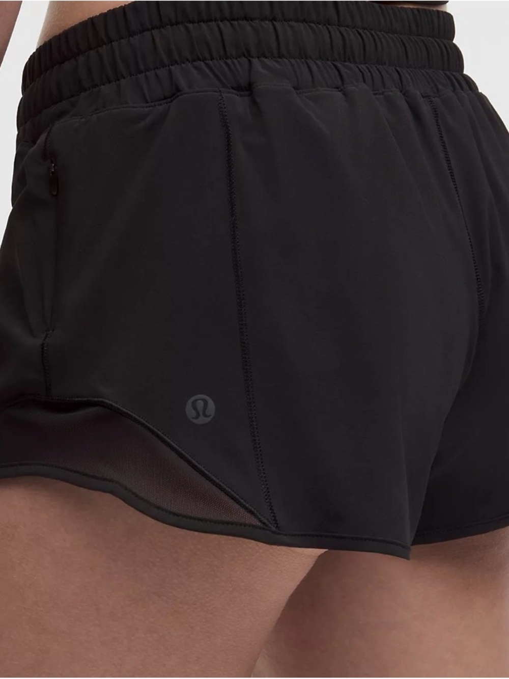Lululemon Hotty Hot Shorts 2”